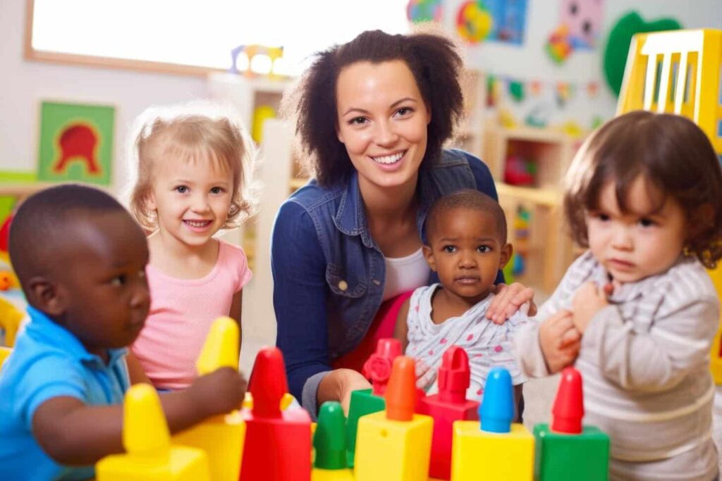 Cómo fomentar la socialización entre los niños en la guardería